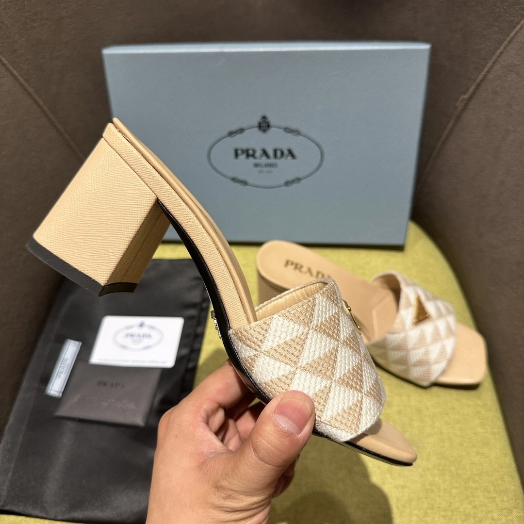 COCO-- Pr141 1XX637_3LK6_F0J0A_F_065 Heel height：6.5CM sheepskin item:D-X313H2212